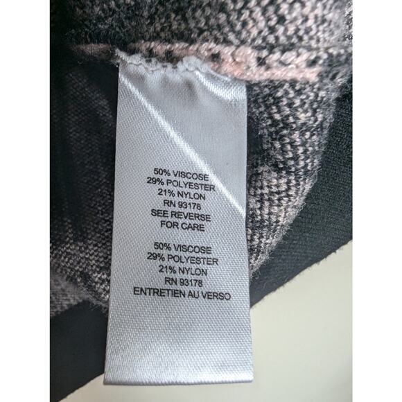 NWOT Tahari Pink and Black Plaid Short Sleeve Sweater - Picture 5 of 6